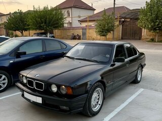 1995 BMW 5 серии 525i III (E34), чёрный, 500000 рублей, вид 2