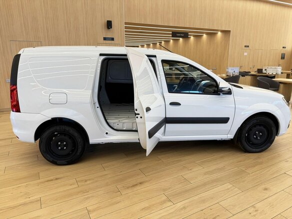 2026 Lada (ВАЗ) Largus I Рестайлинг, белый - вид 9