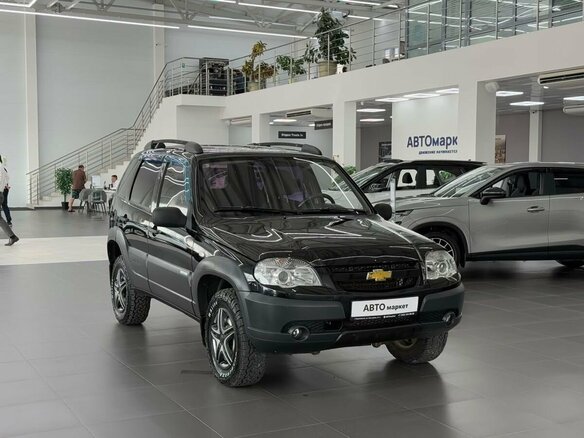 2011 Chevrolet Niva I Рестайлинг, чёрный