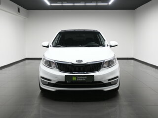2016 Kia Rio III Рестайлинг, белый, 895000 рублей, вид 3