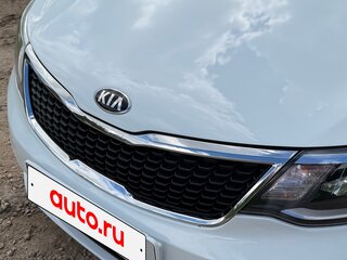 2016 Kia Rio III Рестайлинг, белый, 950000 рублей, вид 3