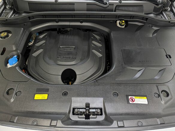 2024 Geely Atlas Pro, серебристый, 2179000 рублей - вид 6