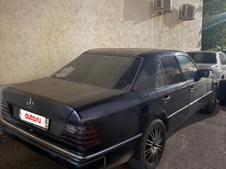1989 Mercedes-Benz W124 200, чёрный, 128000 рублей, вид 4