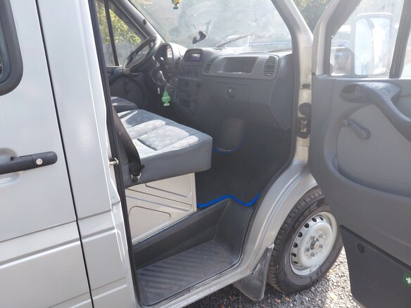 2003 Mercedes-Benz Sprinter, серый, 955000 рублей - вид 11