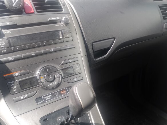 2008 Toyota Auris I, зелёный - вид 11