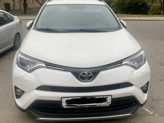 2017 Toyota RAV4 IV (XA40) Рестайлинг, белый, 2495000 рублей, вид 1