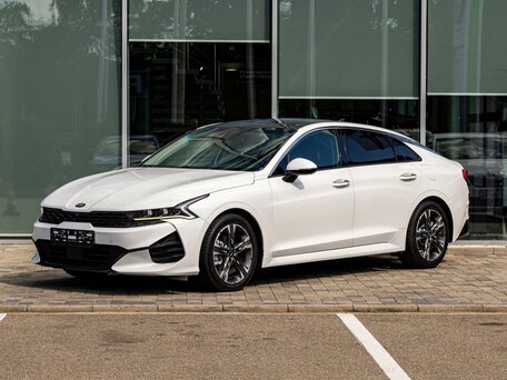 2021 Kia K5 III, белый, 2595000 рублей, вид 1