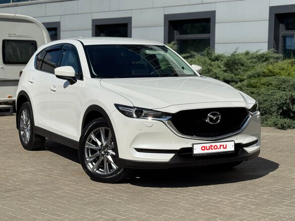 2021 Mazda CX-5 II, белый, 3700000 рублей - вид 3