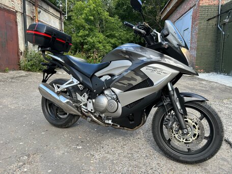 2013 Honda VFR 800X (Crossrunner), серый, 695000 рублей, вид 1