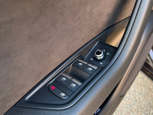 2016 Audi A4 V (B9), коричневый, 2200000 рублей - вид 39