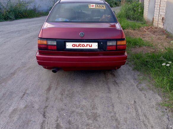 1989 Volkswagen Passat B3, красный, 95000 рублей - вид 8