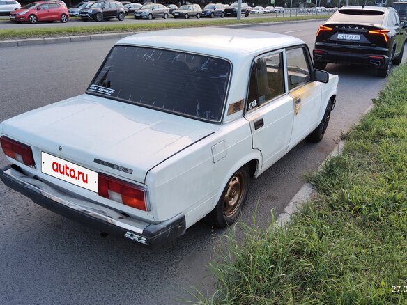 2010 Lada (ВАЗ) 2105, белый, 80500 рублей - вид 10