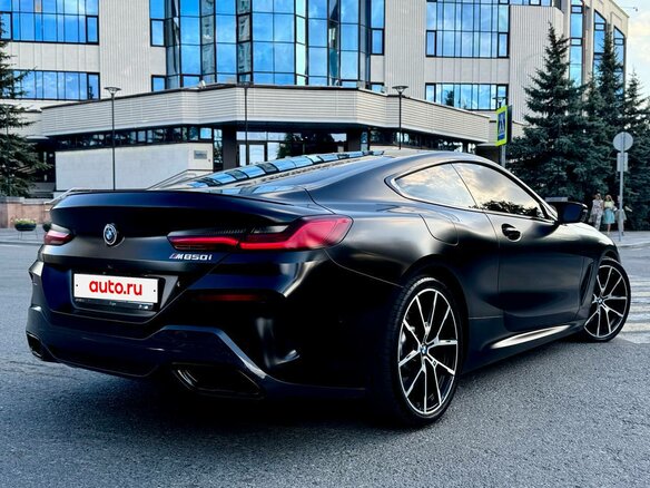 2021 BMW 8 серии M850i xDrive II (G14/G15/G16), чёрный, 8000000 рублей - вид 24