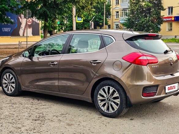2015 Kia Ceed II Рестайлинг, коричневый, 1300000 рублей - вид 3