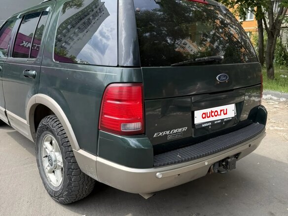 2002 Ford Explorer III, зелёный - вид 13