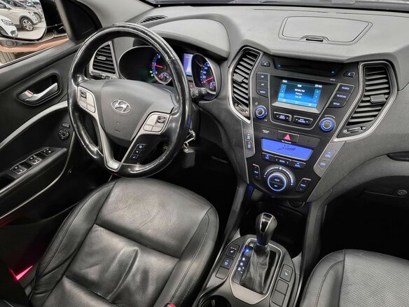 2014 Hyundai Santa Fe III, чёрный - вид 9