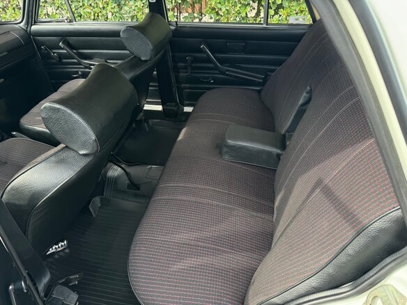 1998 Lada (ВАЗ) 2106, белый - вид 25
