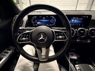 2020 Mercedes-Benz GLB 200 I (X247), белый, 3700000 рублей, вид 3