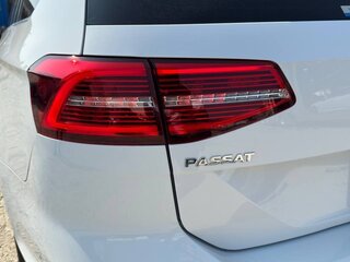 2016 Volkswagen Passat B8, белый, 1830000 рублей, вид 1