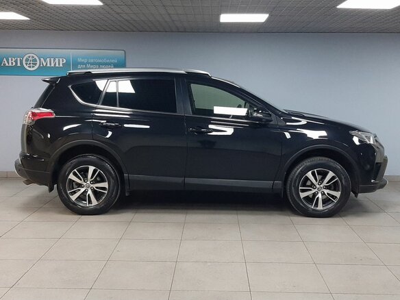 2015 Toyota RAV4 IV (XA40) Рестайлинг, чёрный, 2447000 рублей - вид 3