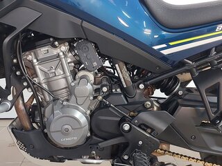 2023 CFMoto 800MT Touring, синий, 780000 рублей, вид 4
