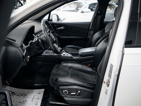 2017 Audi Q7 II (4M), белый, 4372000 рублей - вид 8