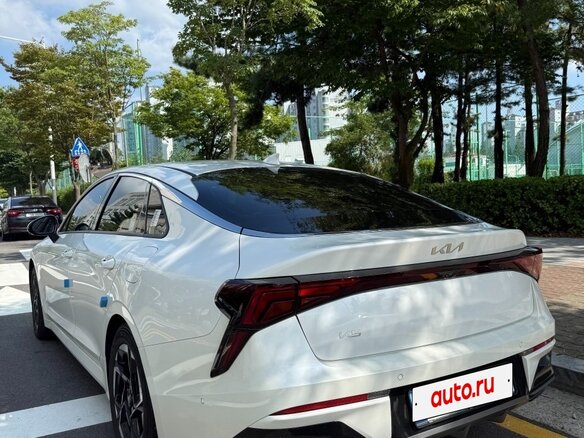 2024 Kia K5 III Рестайлинг, белый - вид 5