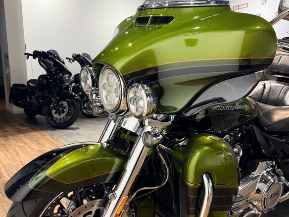 2017 Harley-Davidson CVO Limited, зелёный, 2299000 рублей - вид 11