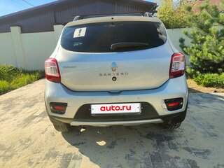 2016 Renault Sandero Stepway II, серебристый, 850000 рублей, вид 4