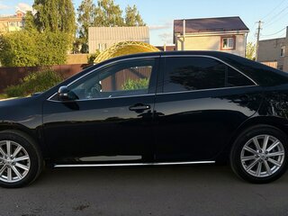 2012 Toyota Camry VII (XV50), чёрный, 1450000 рублей, вид 3