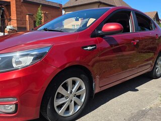 2016 Kia Rio III Рестайлинг, красный, 960000 рублей, вид 2