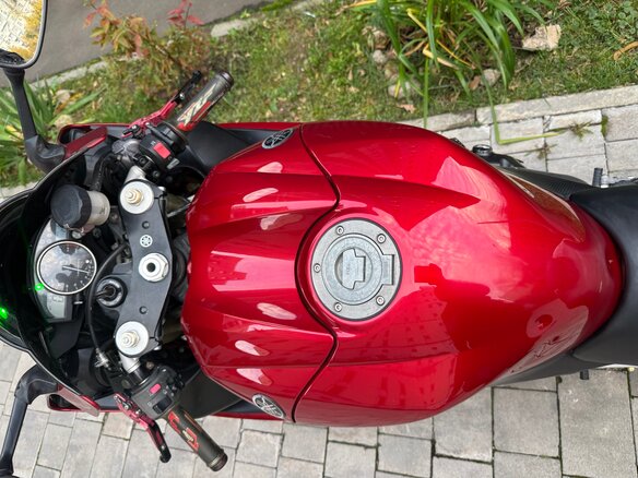 2005 Yamaha YZF-R1, красный, 600000 рублей - вид 8