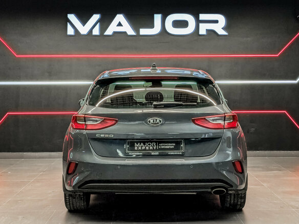 2020 Kia Ceed III, серый, 2190000 рублей - вид 5