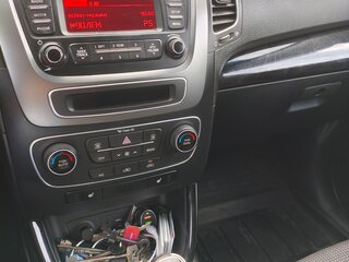 2018 Kia Sorento II Рестайлинг, серый, 2050000 рублей, вид 4