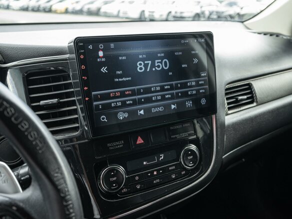 2013 Mitsubishi Outlander II Рестайлинг, серебристый, 1180000 рублей - вид 8
