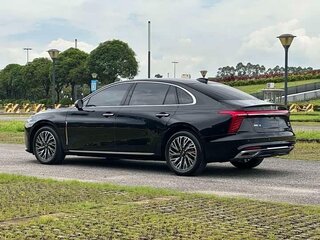 2025 Hongqi H5 II, чёрный, 3480226 рублей, вид 4