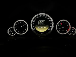 2011 Mercedes-Benz E-Класс 200 7G-Tronic IV (W212, S212, C207), чёрный, 3050000 рублей, вид 2