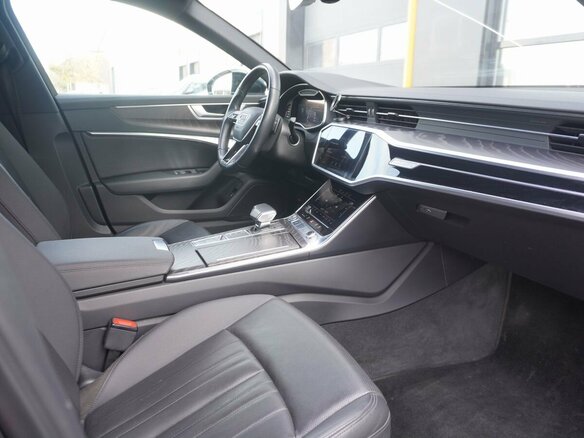 2019 Audi A6 45 TFSI V (C8), чёрный, 3555000 рублей - вид 10