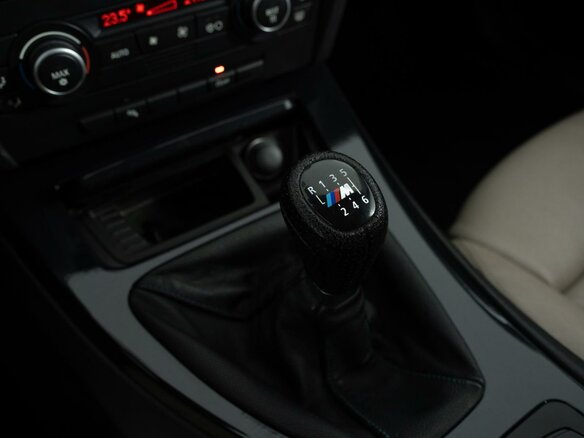 2009 BMW 3 серии 320i V (E90/E91/E92/E93) Рестайлинг, серый, 1180000 рублей - вид 22