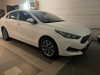 2022 Kia K3 II (China Market), белый, 2100000 рублей, вид 2