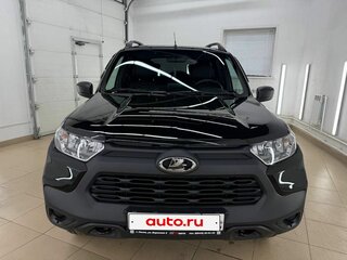 2023 Lada (ВАЗ) Niva Travel I, чёрный, 1249000 рублей, вид 2