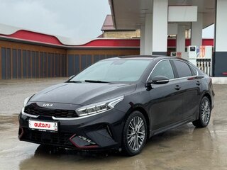 2022 Kia Cerato IV, чёрный, 1970000 рублей, вид 4