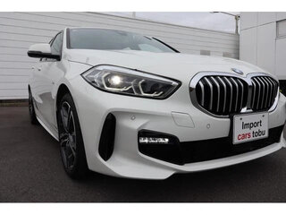 2020 BMW 1 серии 118i III (F40), белый, 1300000 рублей, вид 3