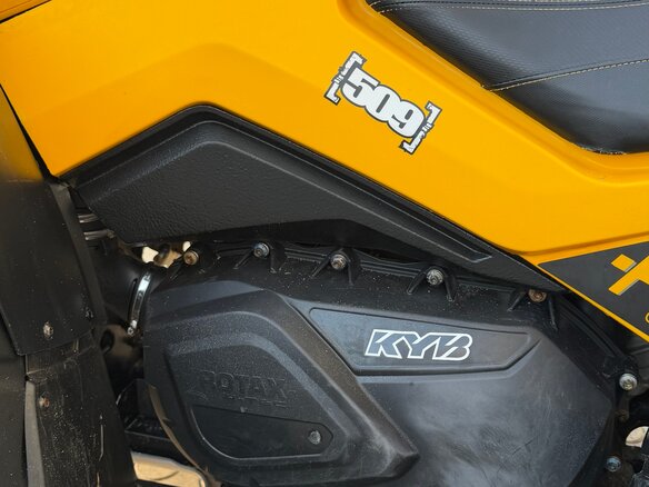 2013 BRP Can-Am Renegade 1000, жёлтый, 700000 рублей - вид 5