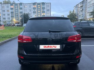 2013 Volkswagen Touareg II, чёрный, 2550000 рублей, вид 5