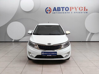2012 Kia Rio 4-speed III, белый, 688000 рублей, вид 3