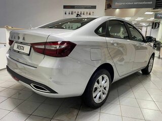 2026 Lada (ВАЗ) Vesta I Рестайлинг (NG), серебристый, 1805000 рублей, вид 2