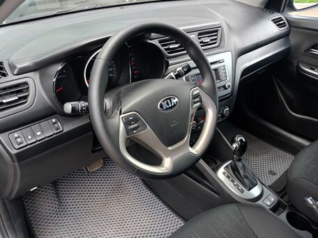 2015 Kia Rio III Рестайлинг, серый, 862919 рублей, вид 5