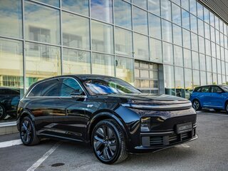 2025 Li Auto (Lixiang) L7 42.8 kWh I Рестайлинг, чёрный, 6850000 рублей, вид 1