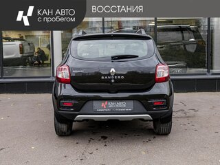 2017 Renault Sandero Stepway II, чёрный, 992200 рублей, вид 4